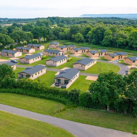 Chestnut Meadow Country Park Sidley Exterior foto